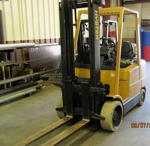 HYSTER Fork Lift Model S60SM